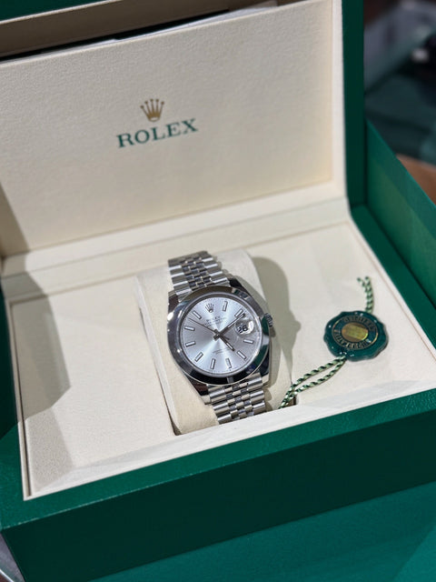 Rolex Datejust Silver dial 126300 2021 box and papers - full set