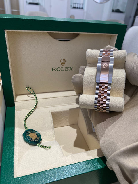 126331 Date Just 41, Jubilee Oyster Steel & Everrose