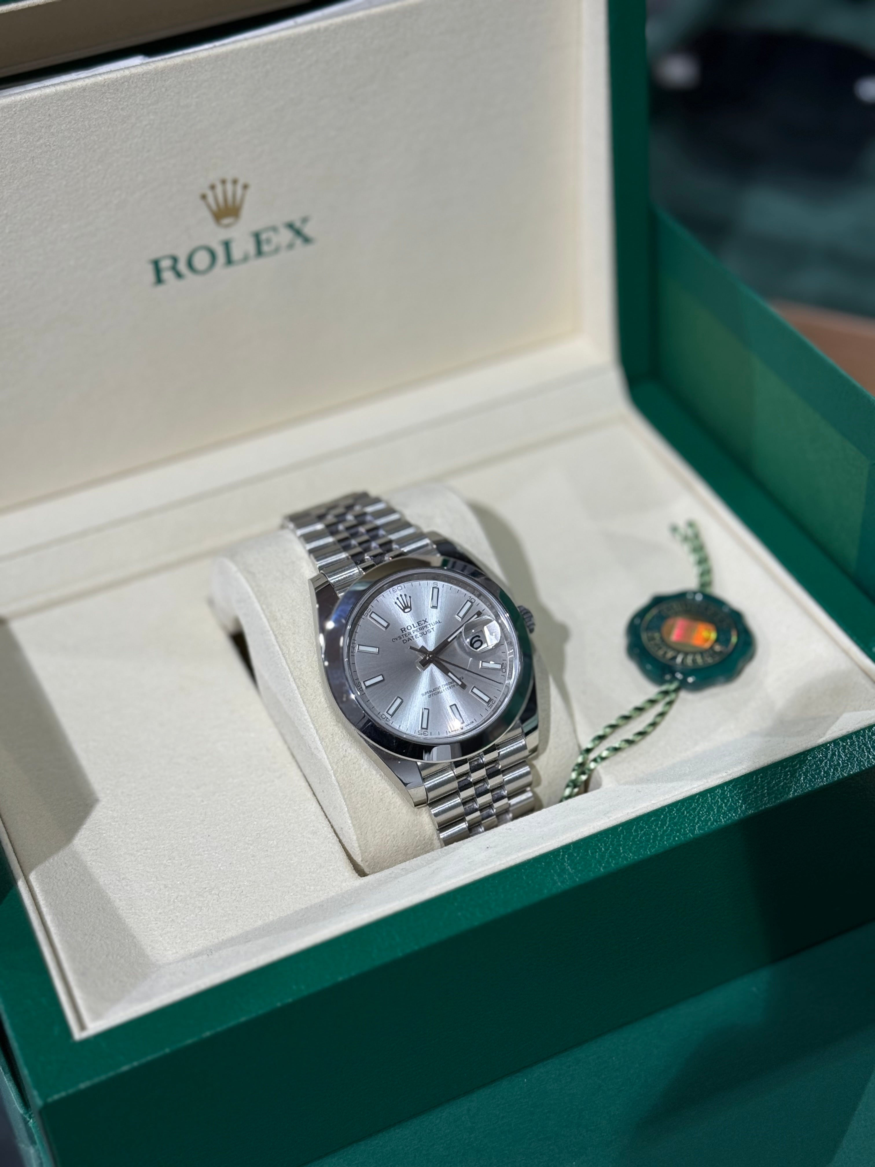 Rolex Datejust Silver dial 126300 2021 box and papers - full set