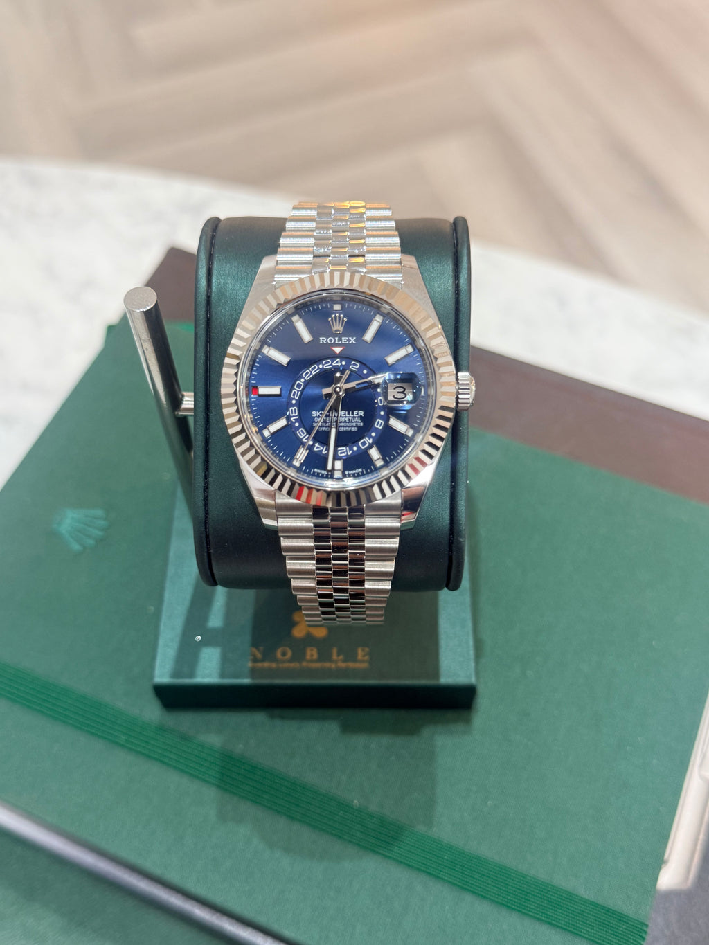 2026 Rolex Sky-Dweller 336934 – Bright Blue Dial – Jubilee Bracelet – Full Set