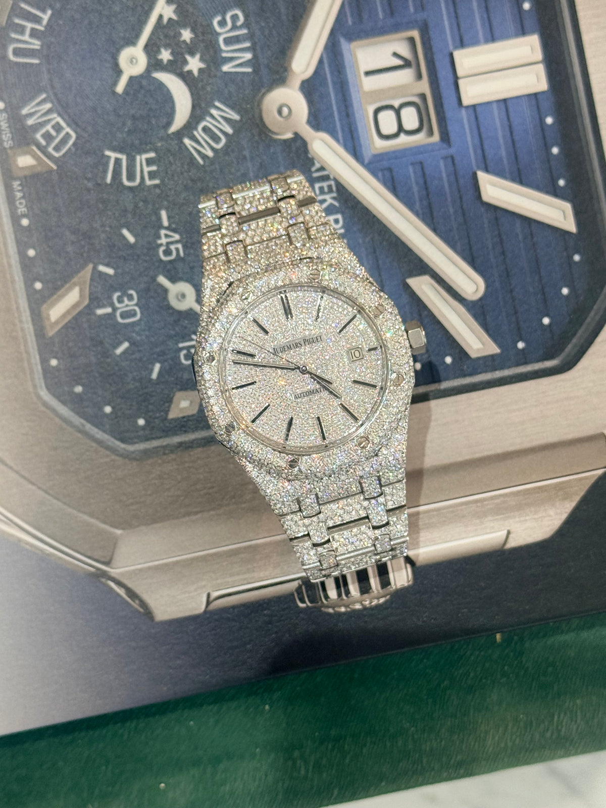2015 Audemars Piguet Royal Oak 15400ST – 30+ct Full Diamond Custom – 41mm