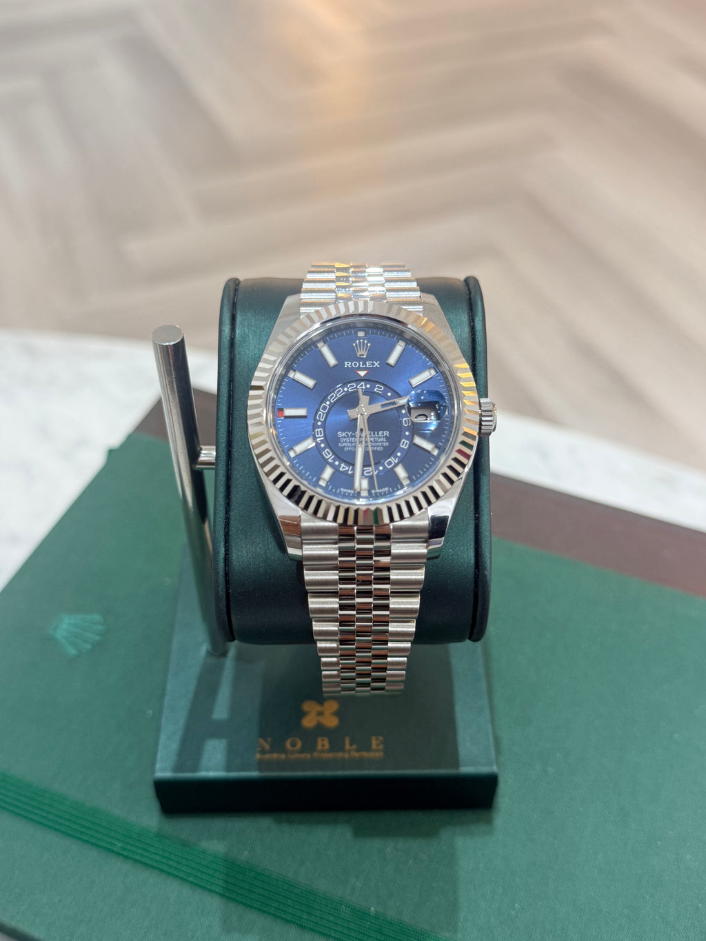 2026 Rolex Sky-Dweller 336934 – Bright Blue Dial – Jubilee Bracelet – Full Set